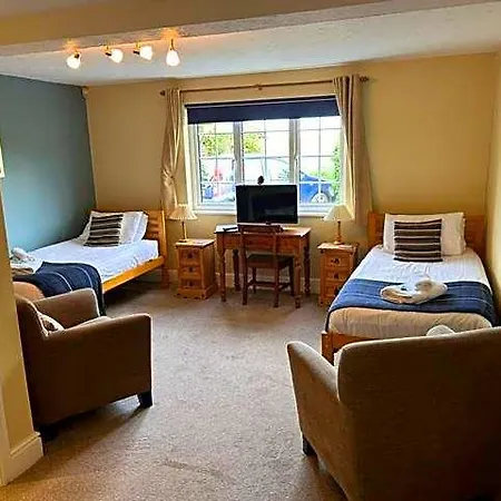 Ganton Greyhound Hotel
