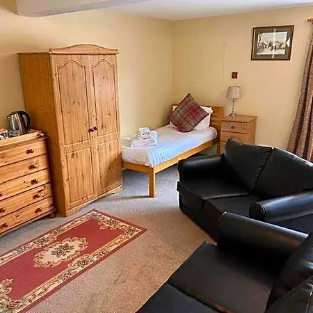 Ganton Greyhound Hotel Pickering